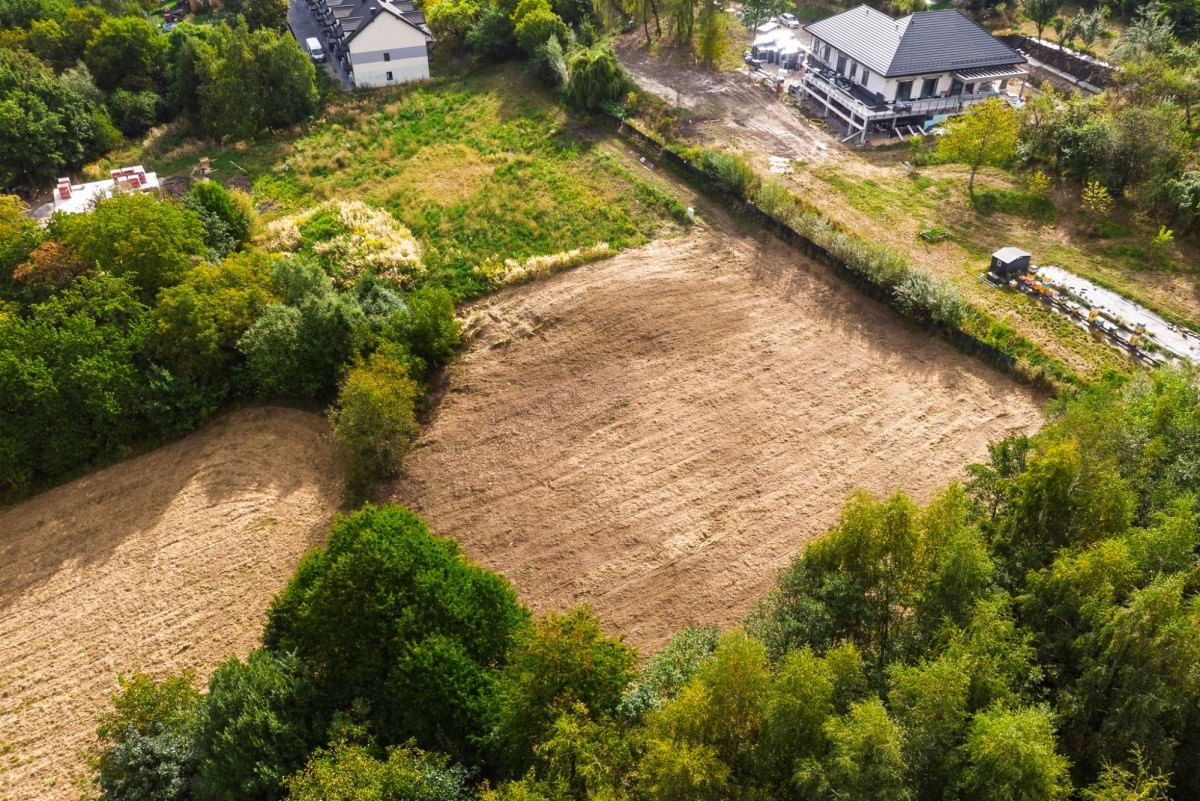Działka  pokojowe na Sprzedaż