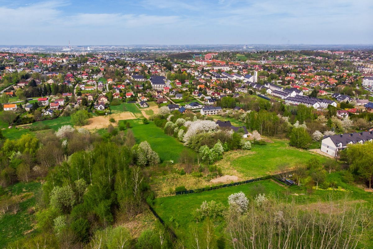 Działka  pokojowe na Sprzedaż