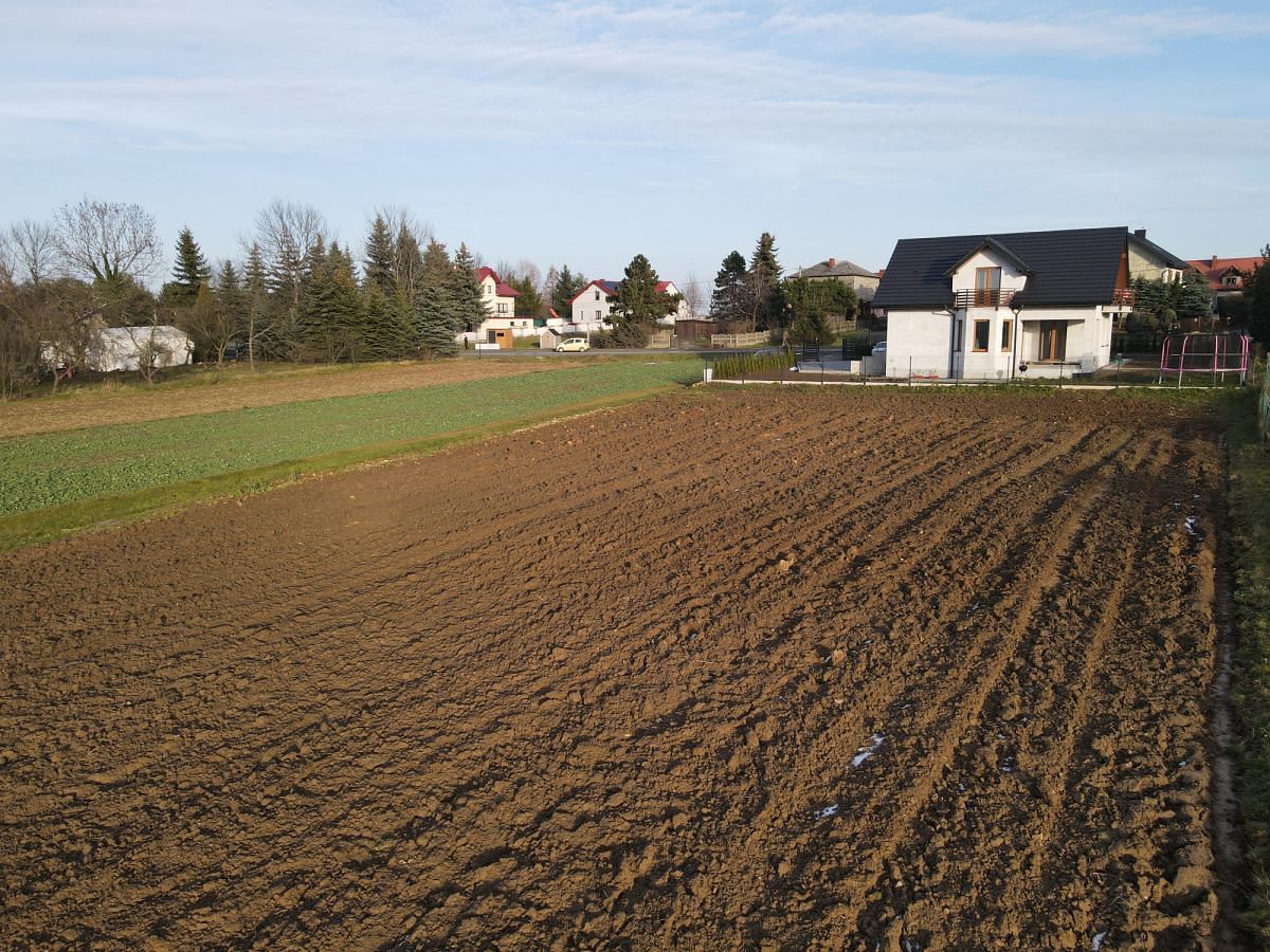 Działka  pokojowe na Sprzedaż