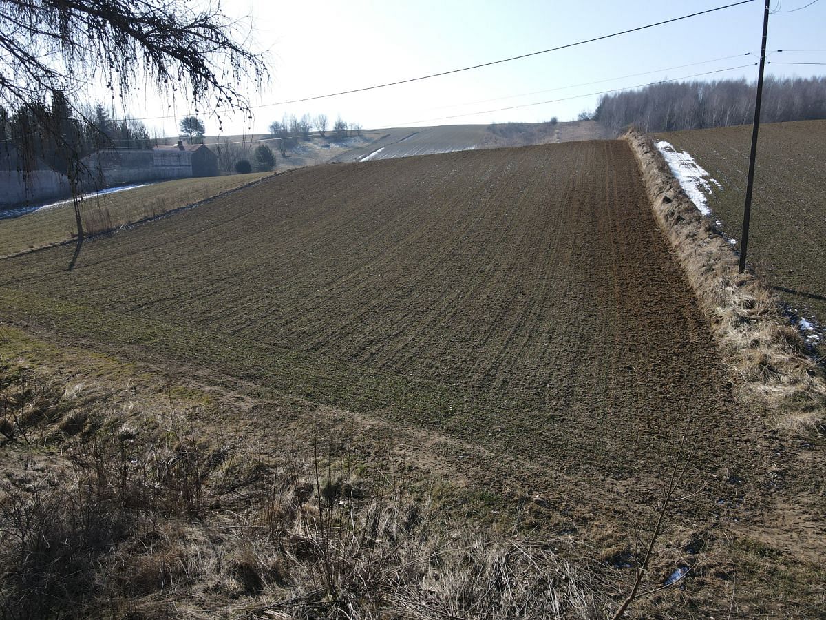 Działka  pokojowe na Sprzedaż