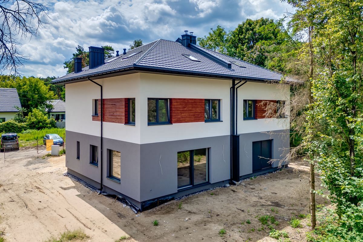 Dom 5 pokojowe na Sprzedaż