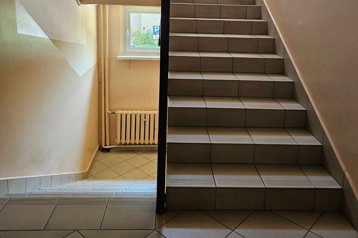 Mieszkanie 3 pokojowe na Sprzedaż