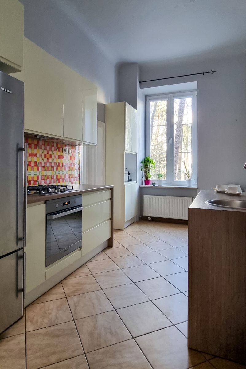 Mieszkanie 4 pokojowe na Sprzedaż
