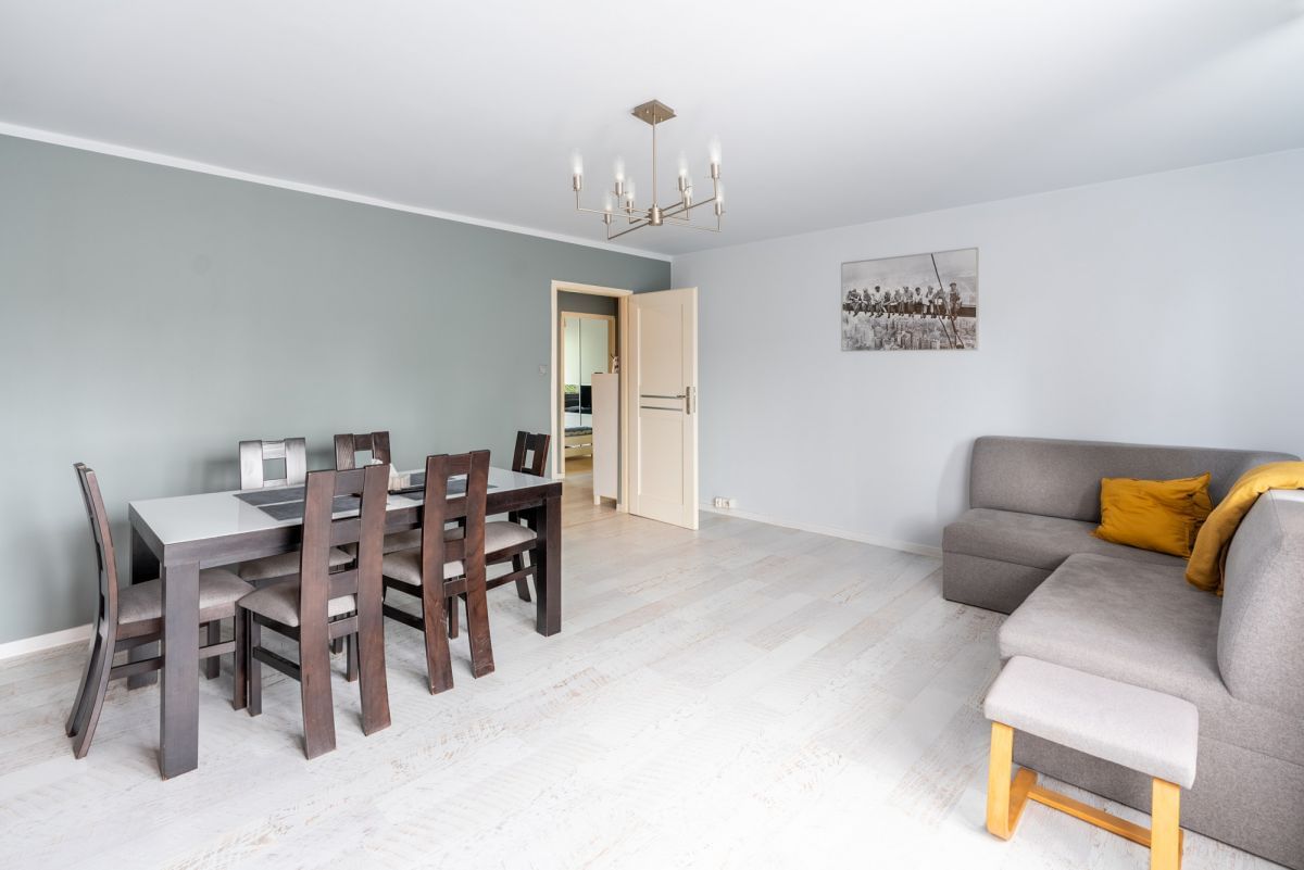 Mieszkanie 3 pokojowe na Sprzedaż