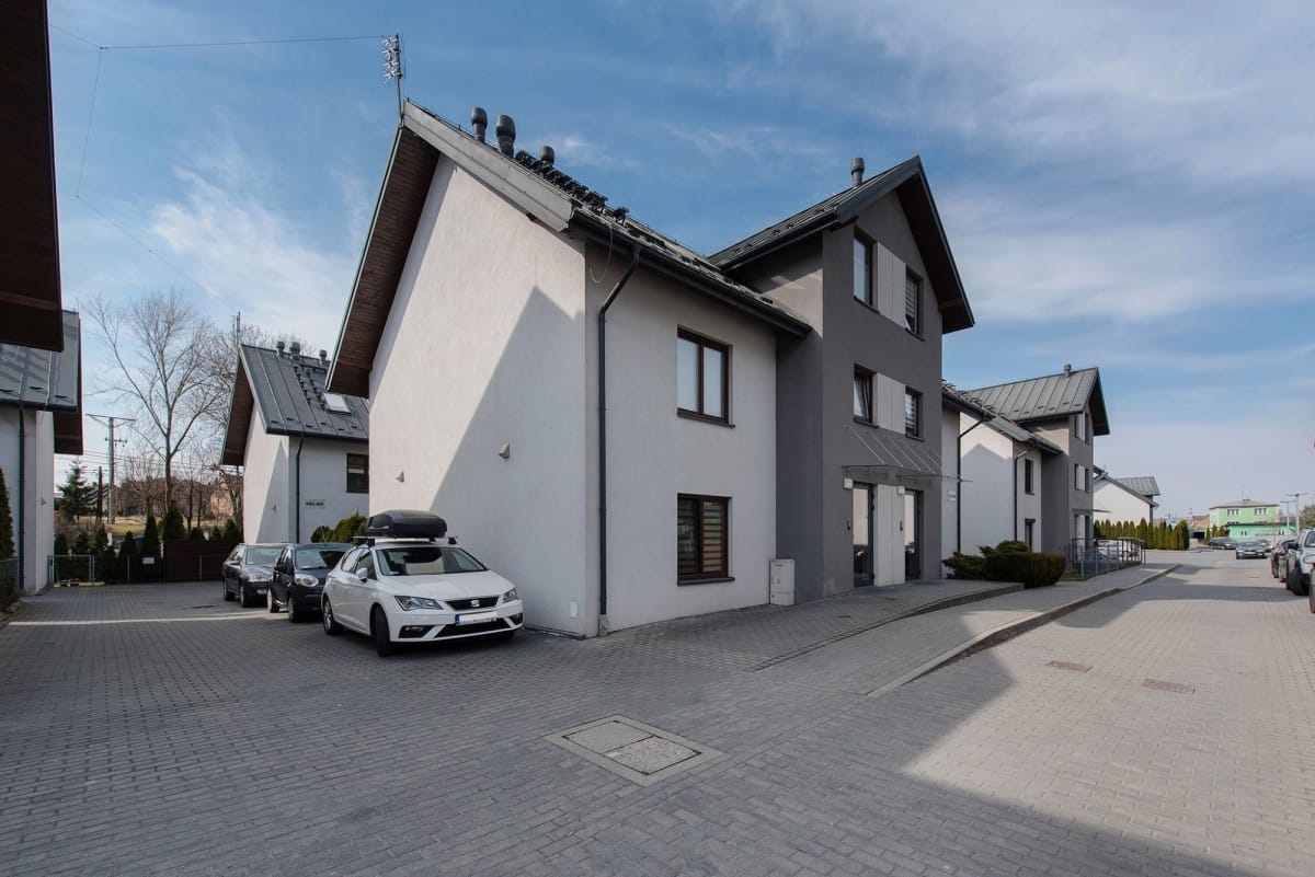 Mieszkanie 3 pokojowe na Sprzedaż