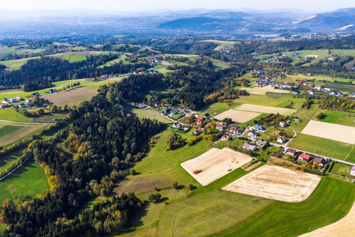 Działka  pokojowe na Sprzedaż