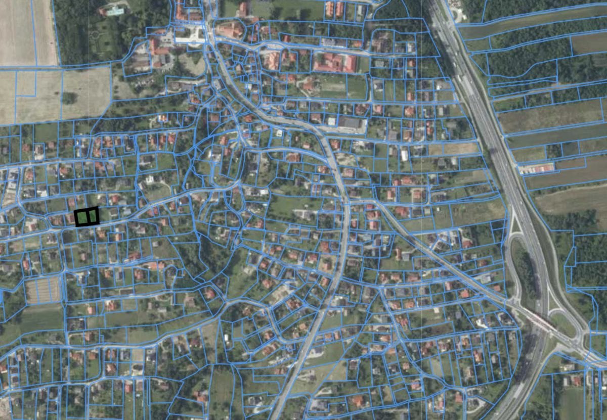 Działka  pokojowe na Sprzedaż