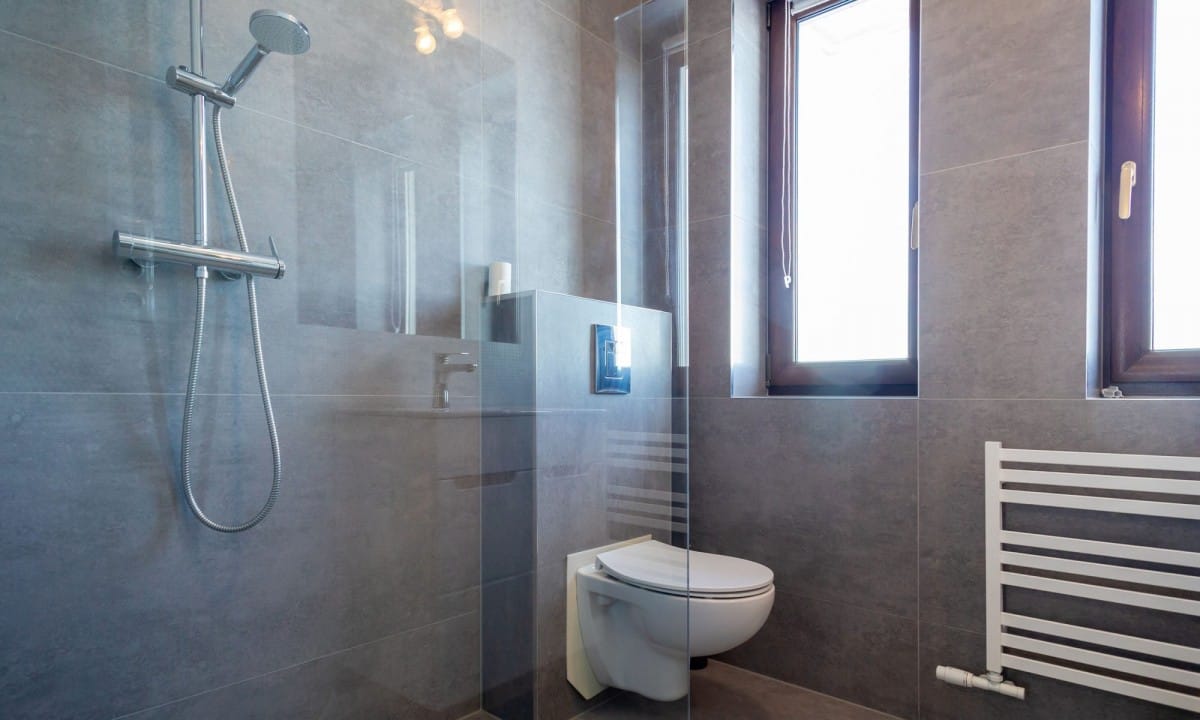 Dom 5 pokojowe na Sprzedaż