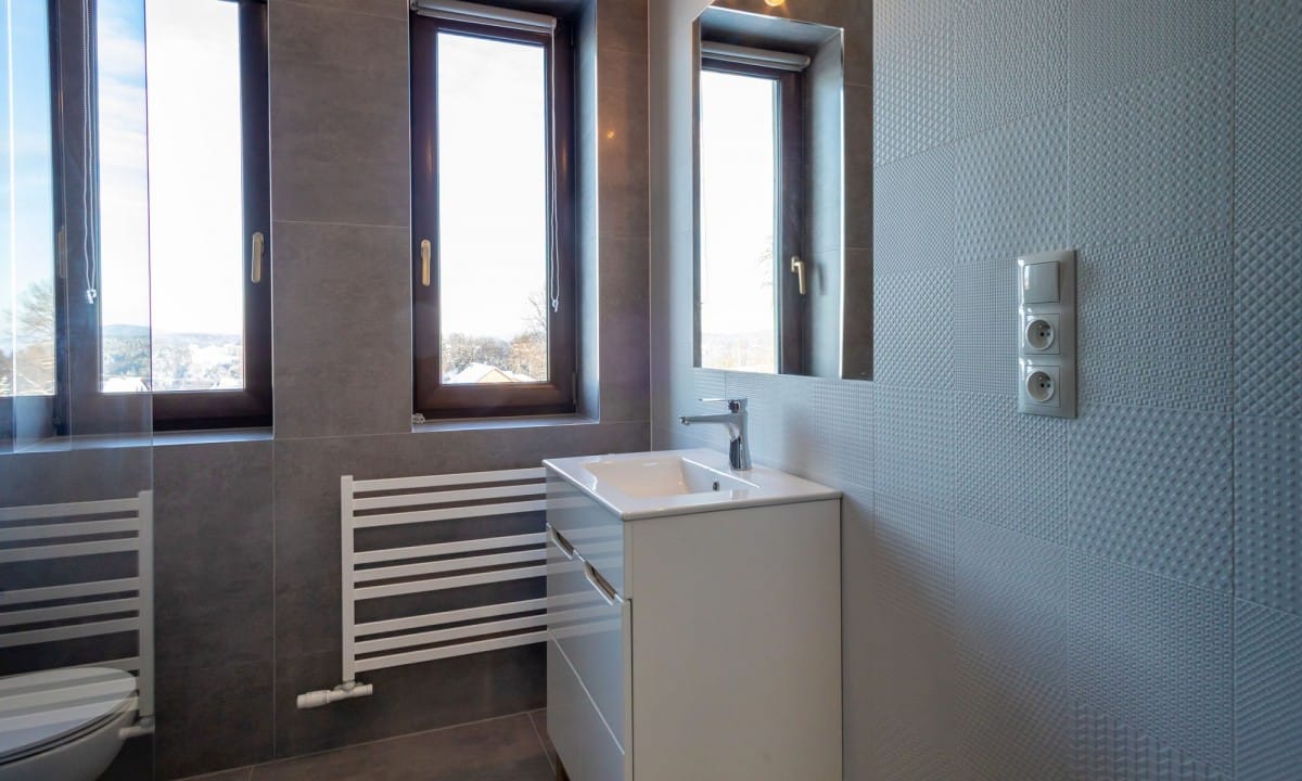 Dom 5 pokojowe na Sprzedaż