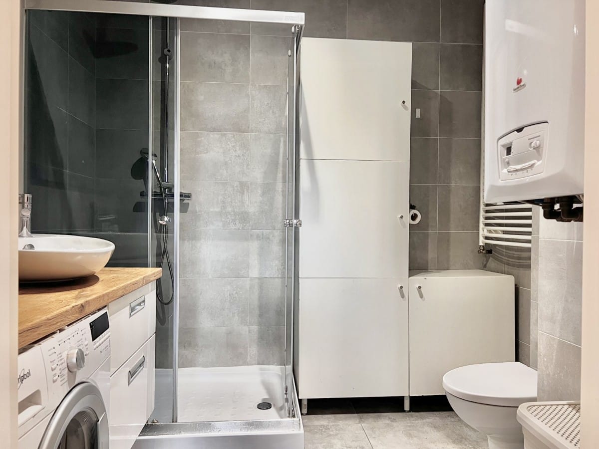 Mieszkanie 4 pokojowe na Sprzedaż