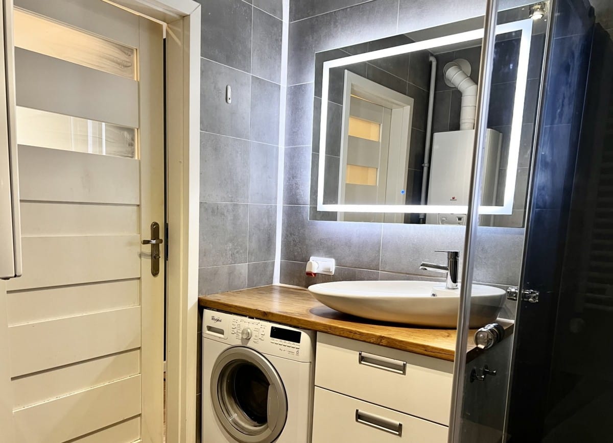 Mieszkanie 4 pokojowe na Sprzedaż