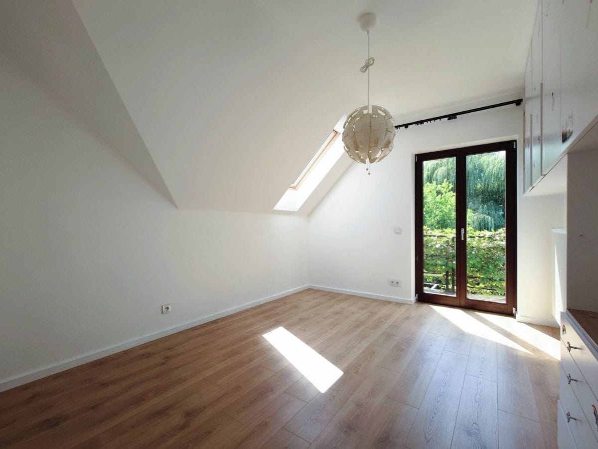 Dom 5 pokojowe na Sprzedaż