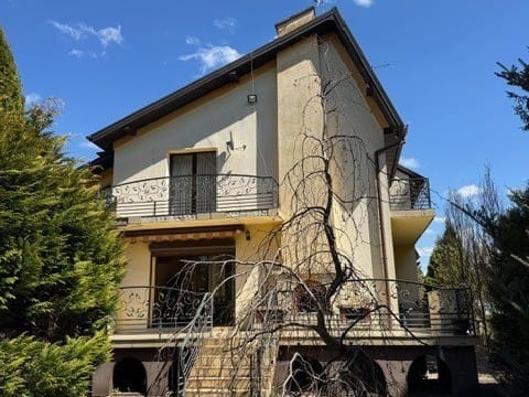 Dom 6 pokojowe na Sprzedaż