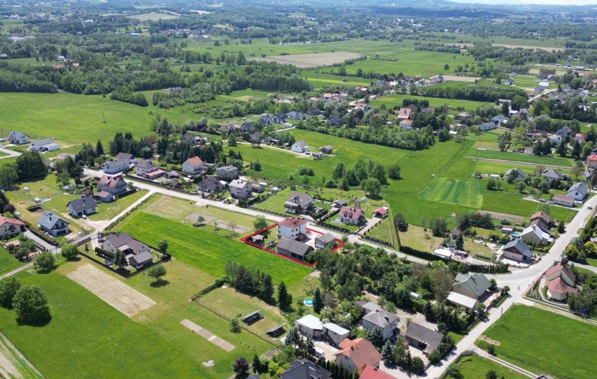 Dom 6 pokojowe na Sprzedaż