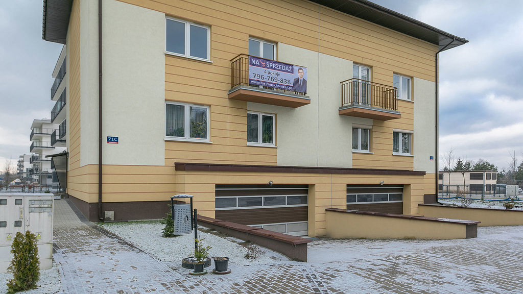 Mieszkanie 4 pokojowe na Sprzedaż