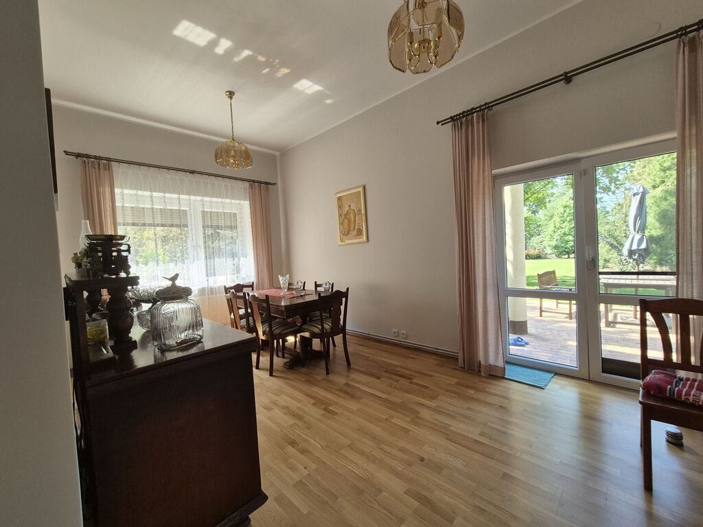 Dom 6 pokojowe na Sprzedaż