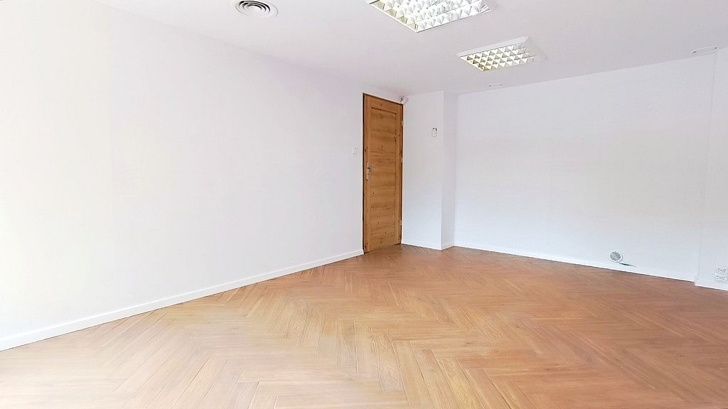Lokal użytkowy  pokojowe na Wynajem