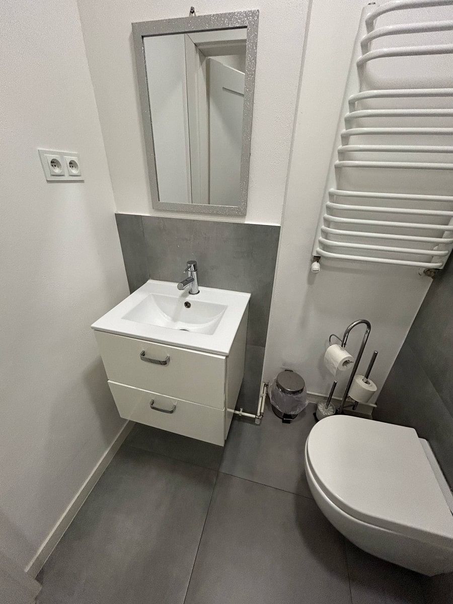Lokal użytkowy  pokojowe na Wynajem