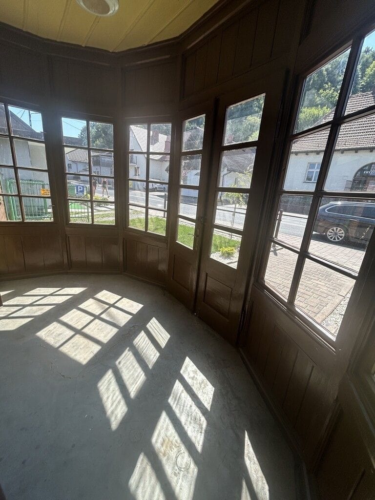 Lokal użytkowy  pokojowe na Wynajem