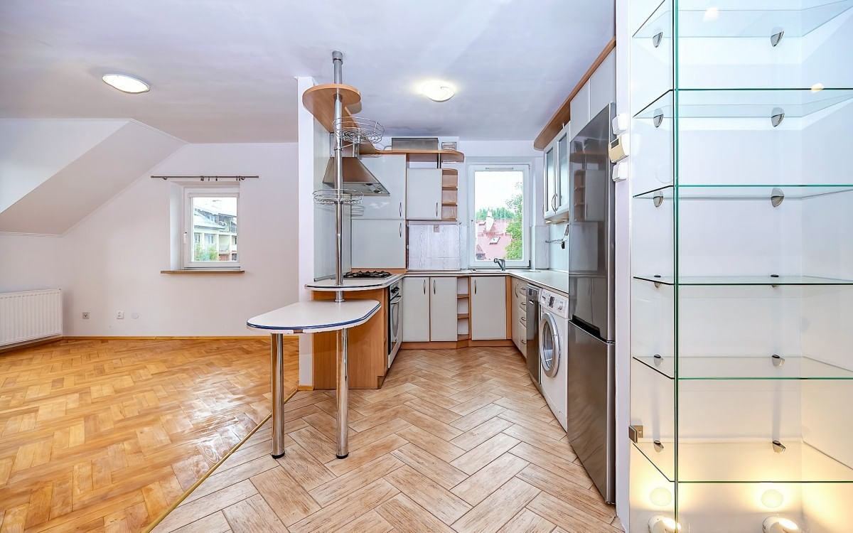 Mieszkanie 3 pokojowe na Sprzedaż