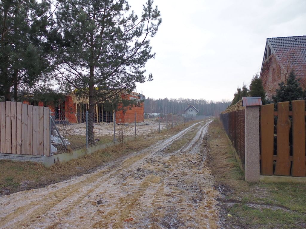 Działka  pokojowe na Sprzedaż