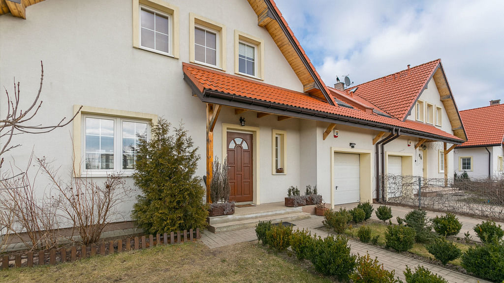 Dom 6 pokojowe na Sprzedaż