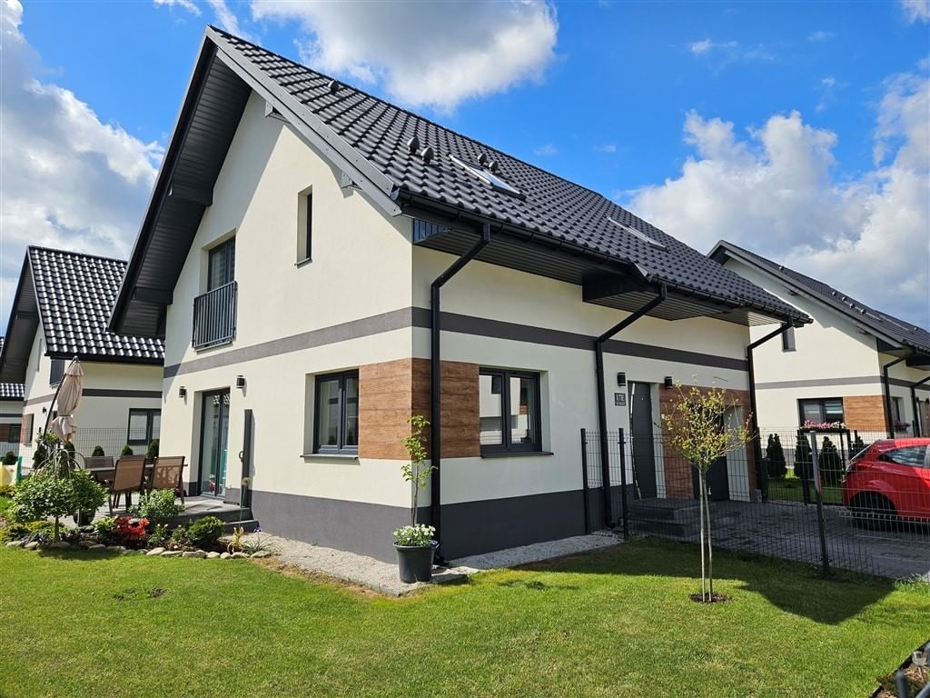 Dom 4 pokojowe na Sprzedaż