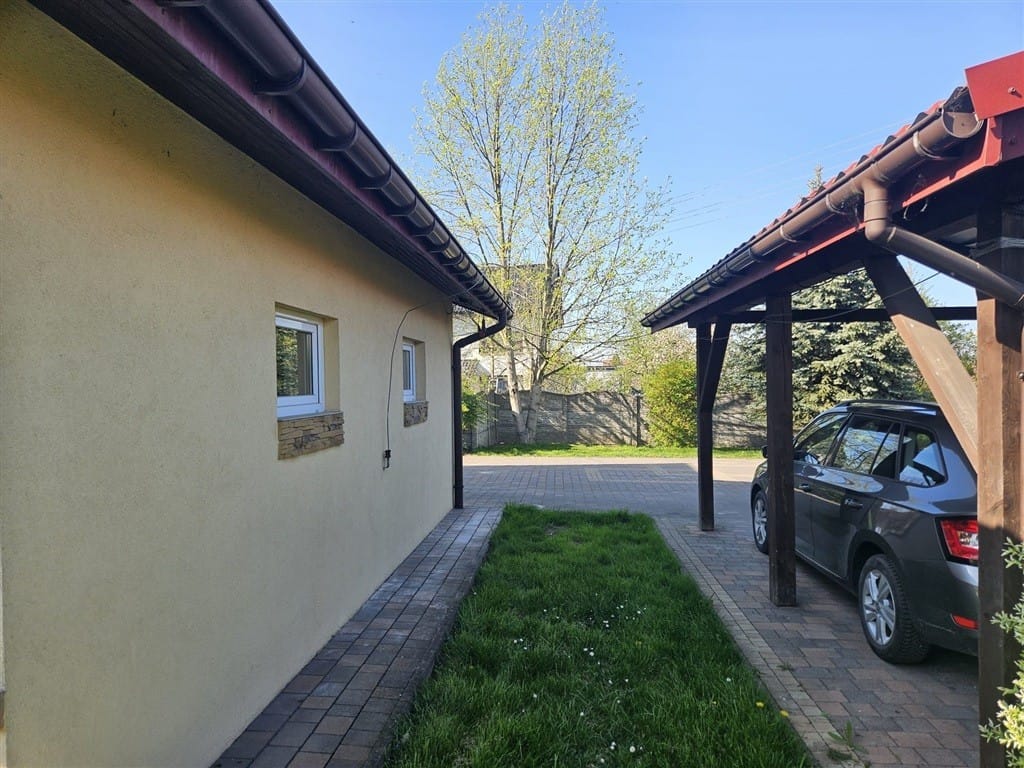 Dom 5 pokojowe na Sprzedaż
