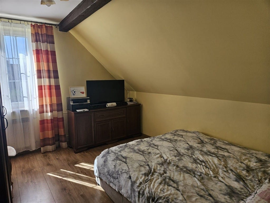 Dom 5 pokojowe na Sprzedaż
