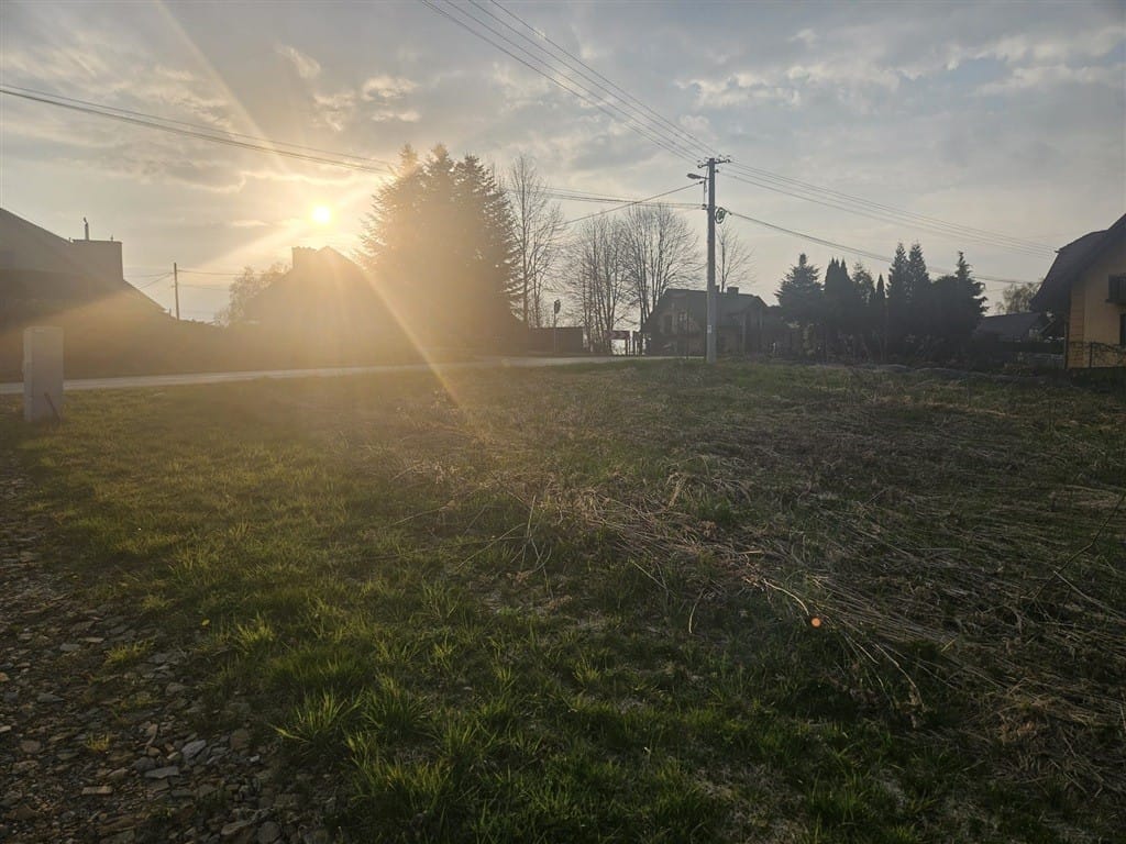 Działka  pokojowe na Sprzedaż