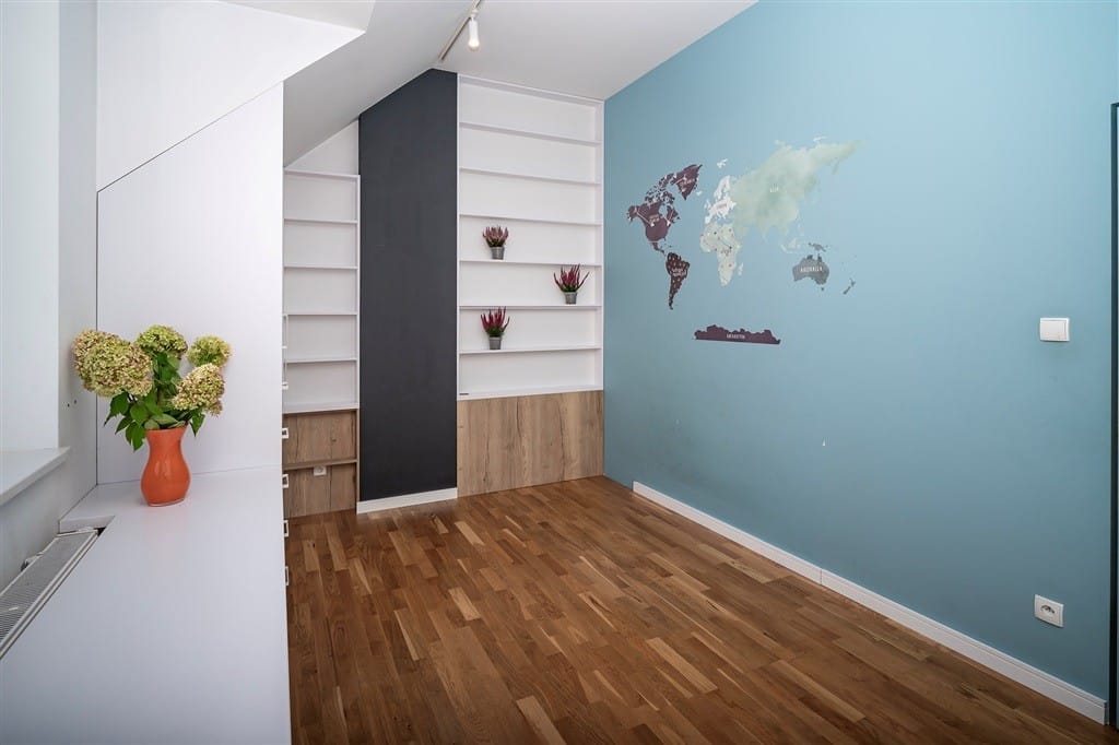 Dom 5 pokojowe na Sprzedaż