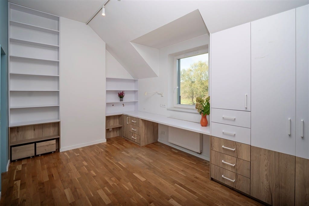 Dom 5 pokojowe na Sprzedaż