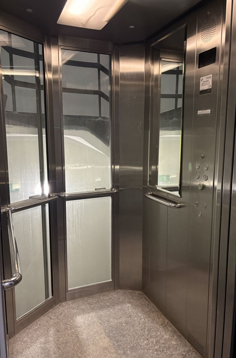 Mieszkanie 1 pokojowe na Sprzedaż