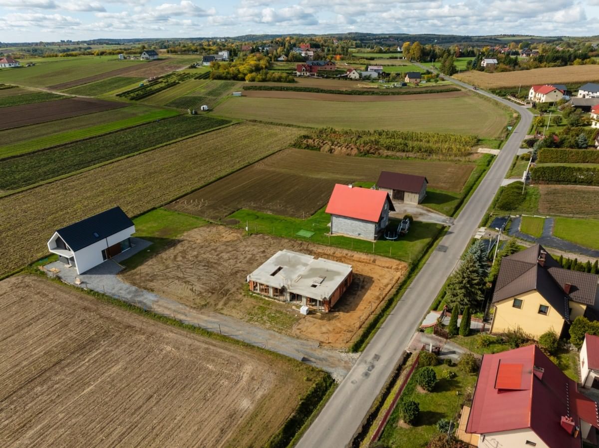 Dom 5 pokojowe na Sprzedaż