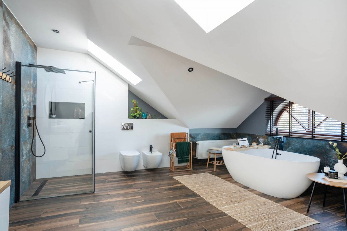 Dom 7 pokojowe na Sprzedaż