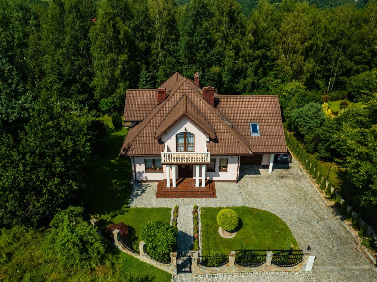 Dom 5 pokojowe na Sprzedaż