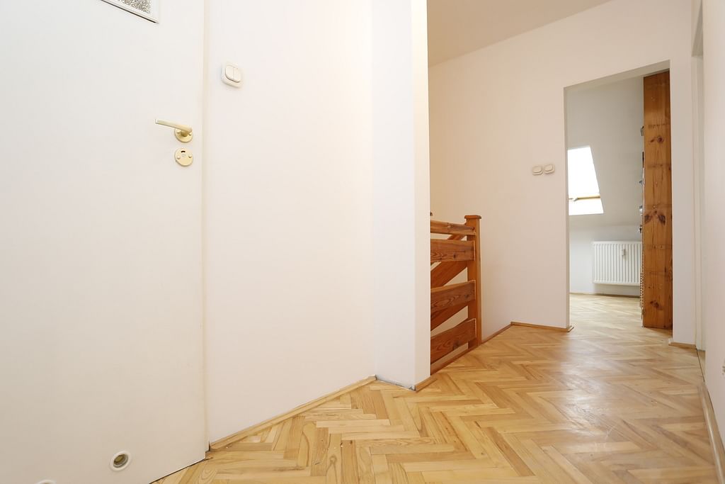 Mieszkanie 4 pokojowe na Sprzedaż