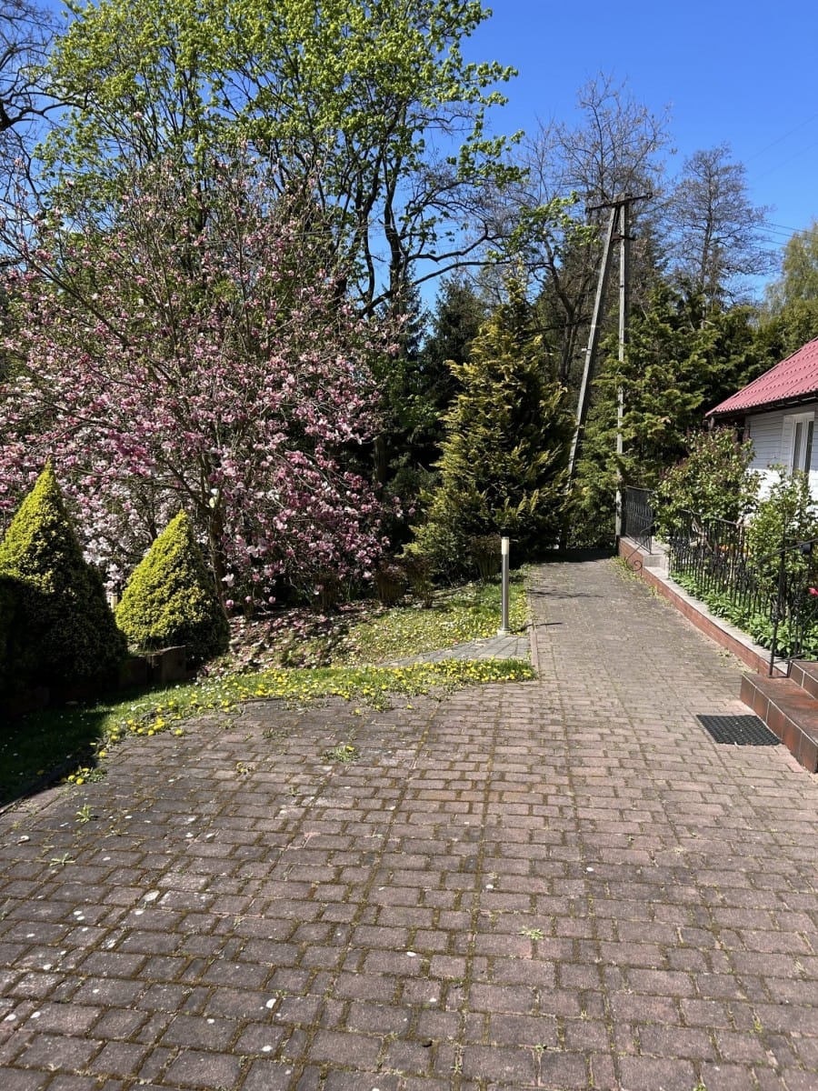 Dom 4 pokojowe na Sprzedaż