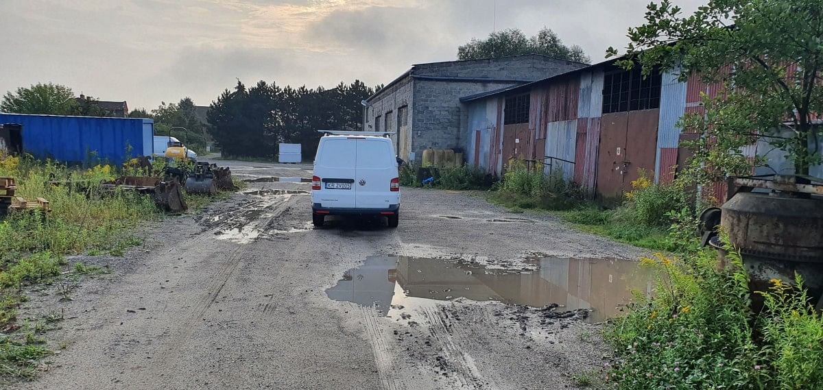 Lokal użytkowy  pokojowe na Sprzedaż