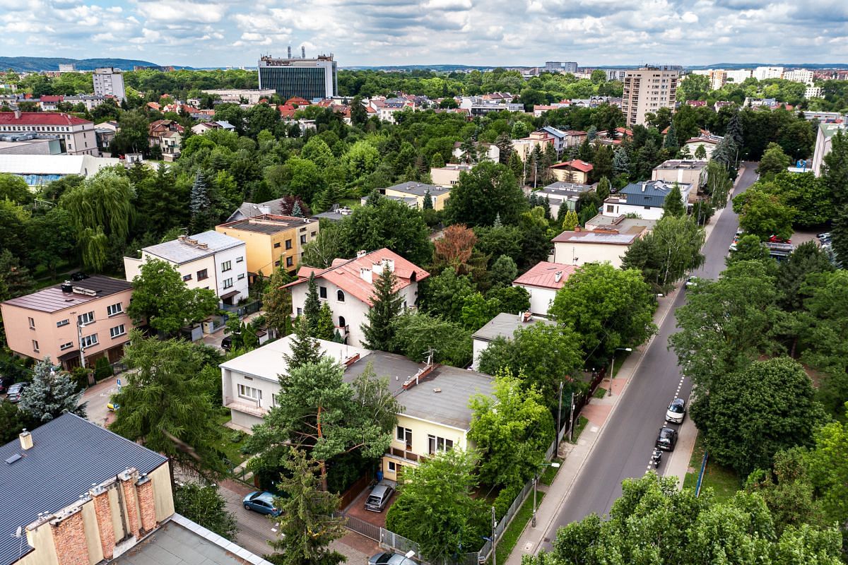 Dom 8 pokojowe na Sprzedaż