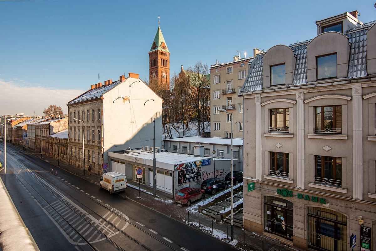 Mieszkanie 5 pokojowe na Sprzedaż