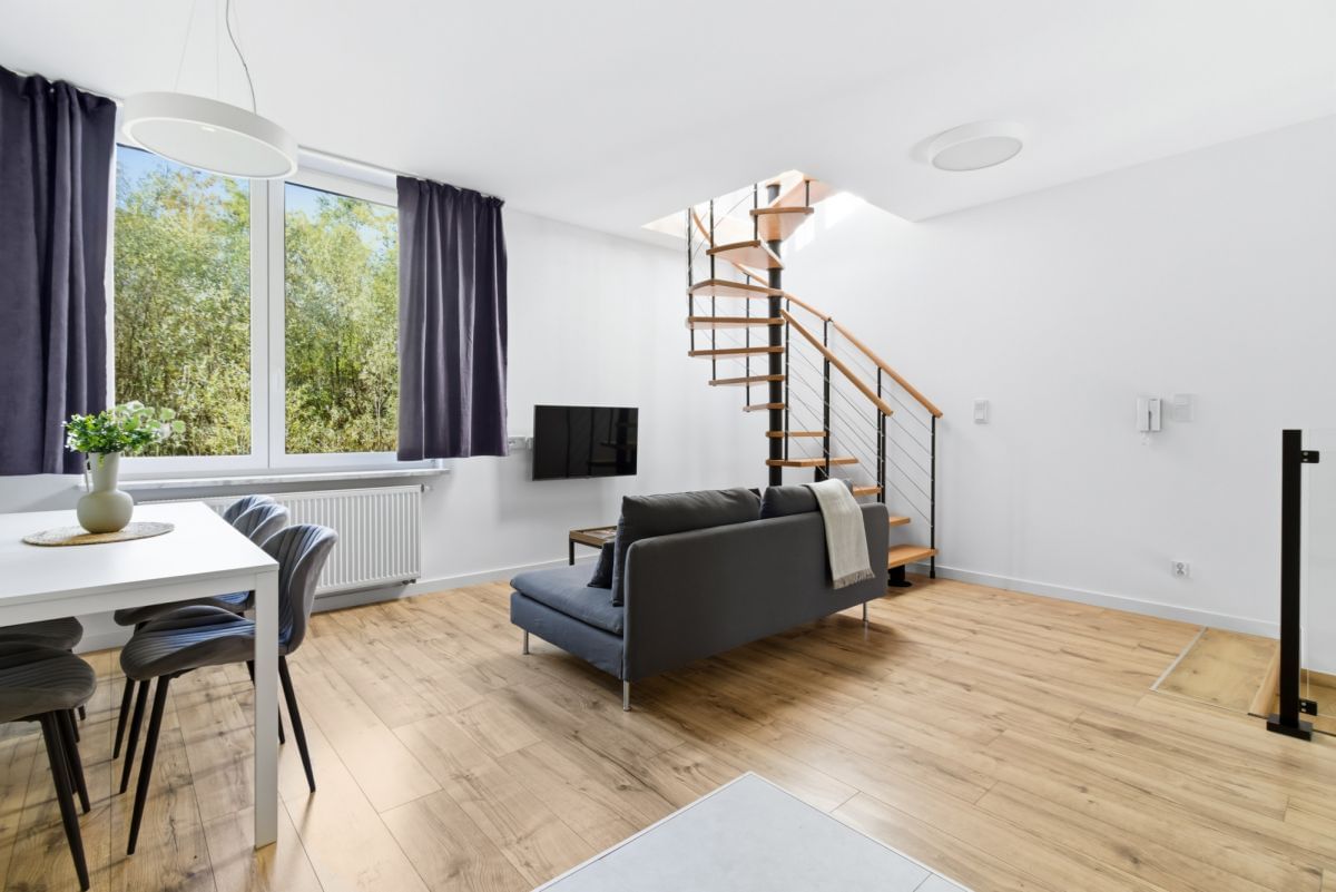 Mieszkanie 4 pokojowe na Wynajem