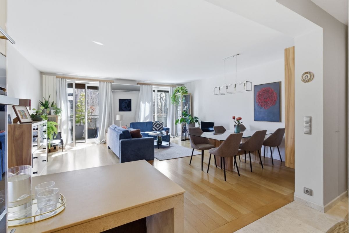 Mieszkanie 4 pokojowe na Sprzedaż