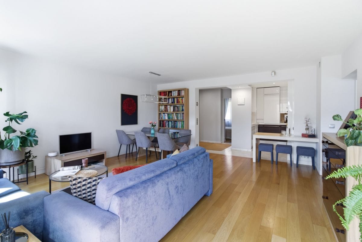 Mieszkanie 4 pokojowe na Sprzedaż