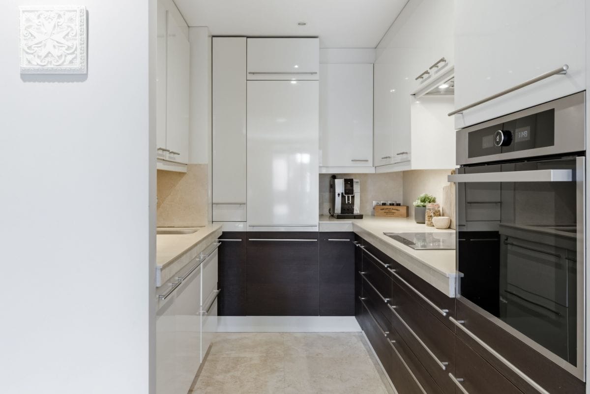 Mieszkanie 4 pokojowe na Sprzedaż