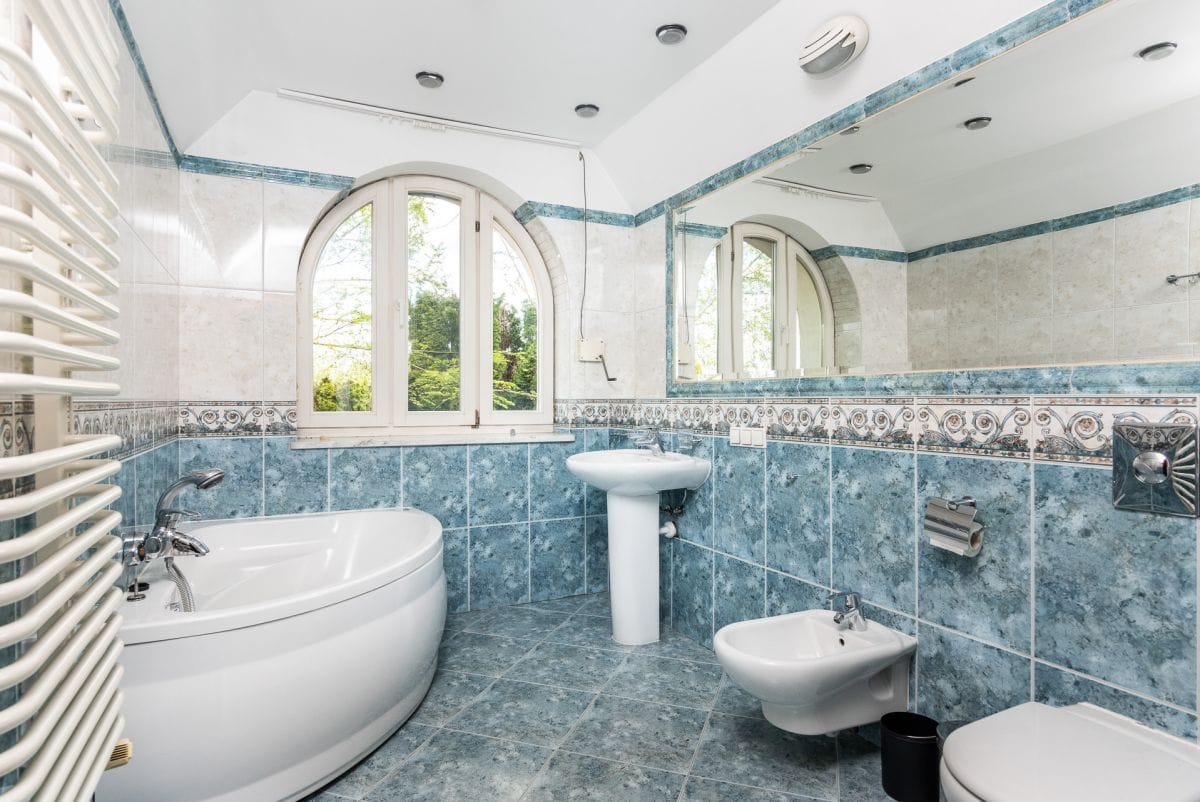 Dom 11 pokojowe na Sprzedaż