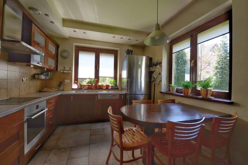 Dom 5 pokojowe na Sprzedaż