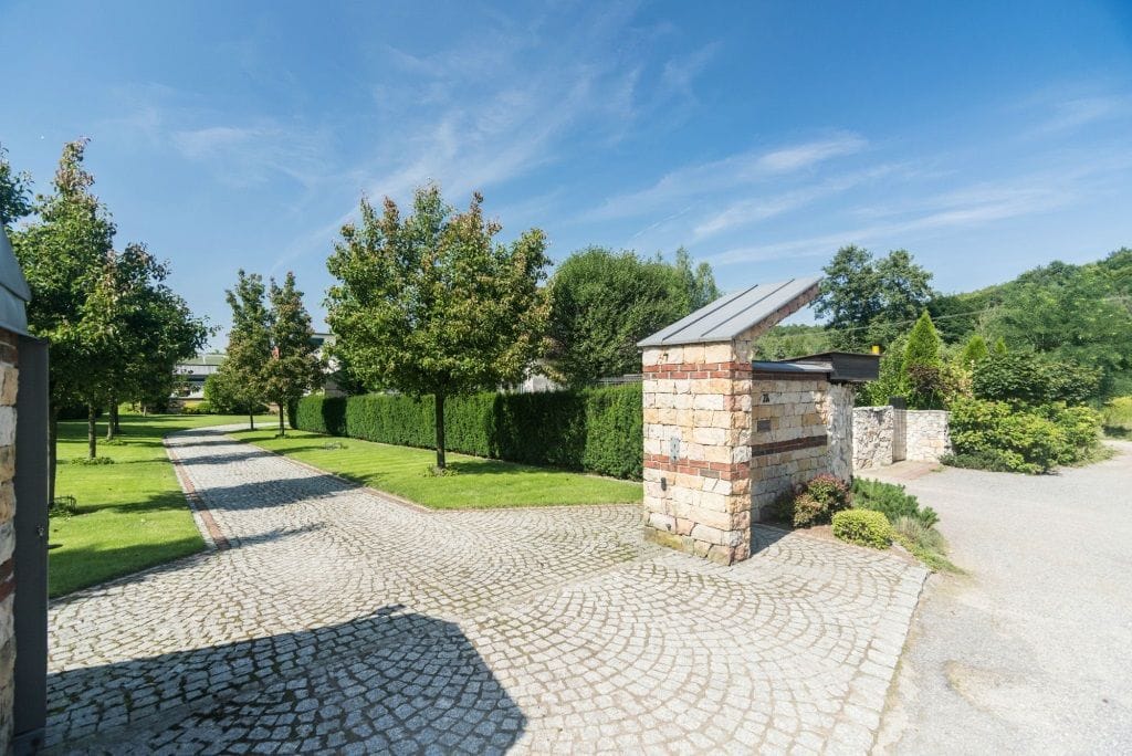 Dom 6 pokojowe na Sprzedaż