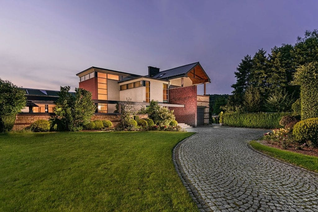 Dom 6 pokojowe na Sprzedaż