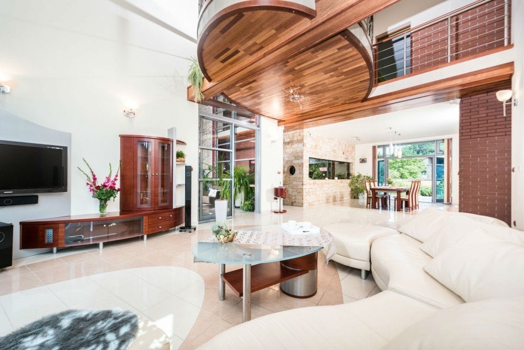 Dom 6 pokojowe na Sprzedaż